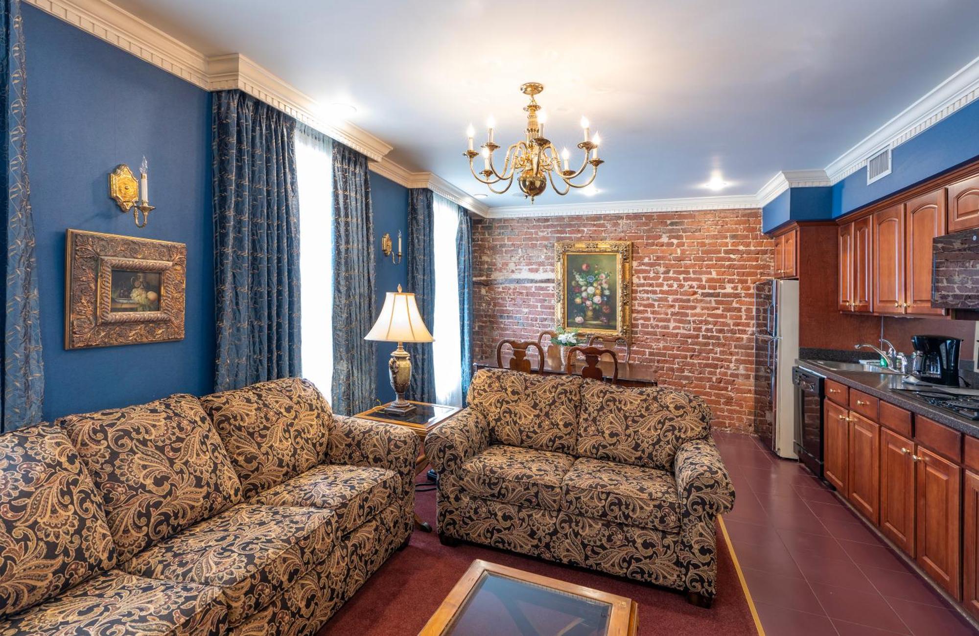 Quarter House Suites New Orleans Bagian luar foto
