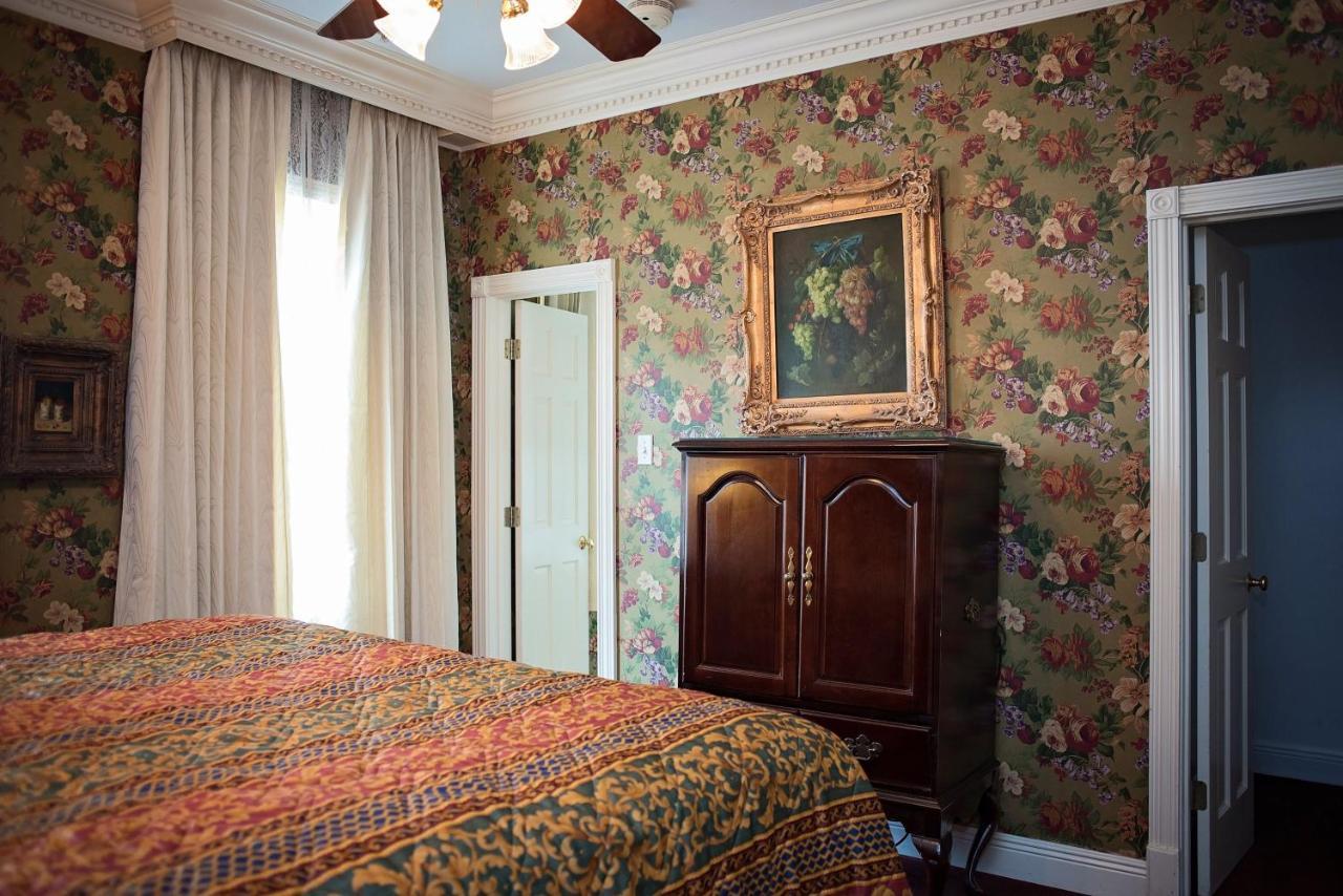 Quarter House Suites New Orleans Bagian luar foto
