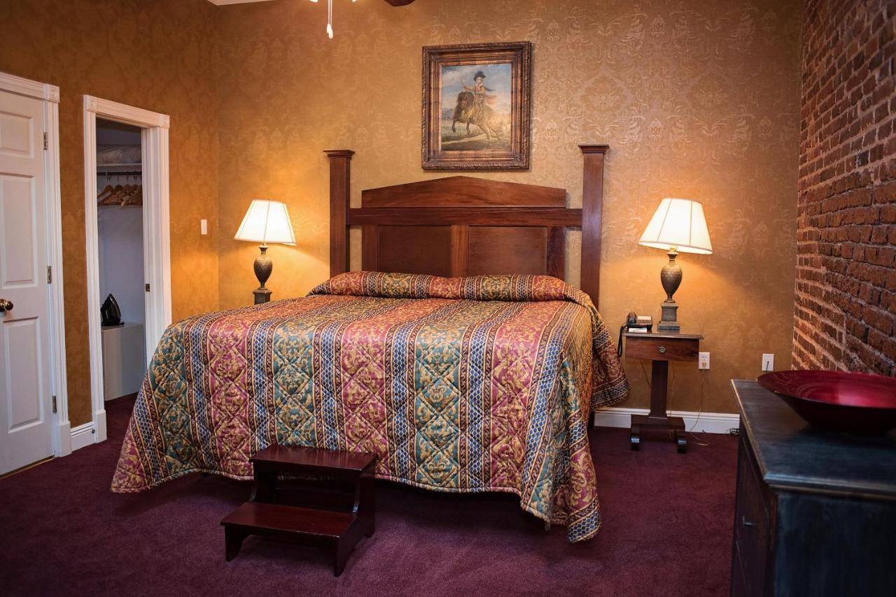 Quarter House Suites New Orleans Bagian luar foto