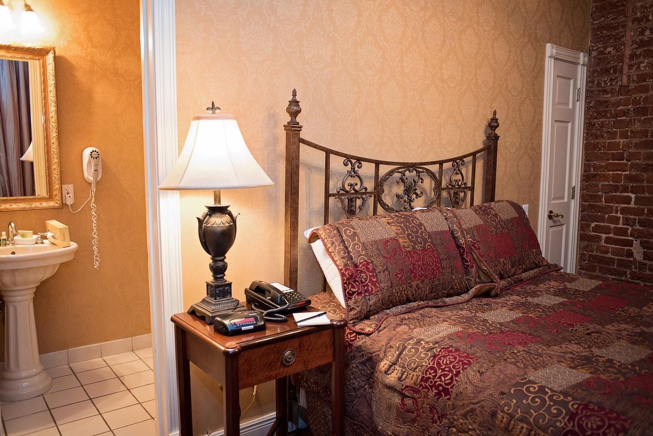 Quarter House Suites New Orleans Bagian luar foto